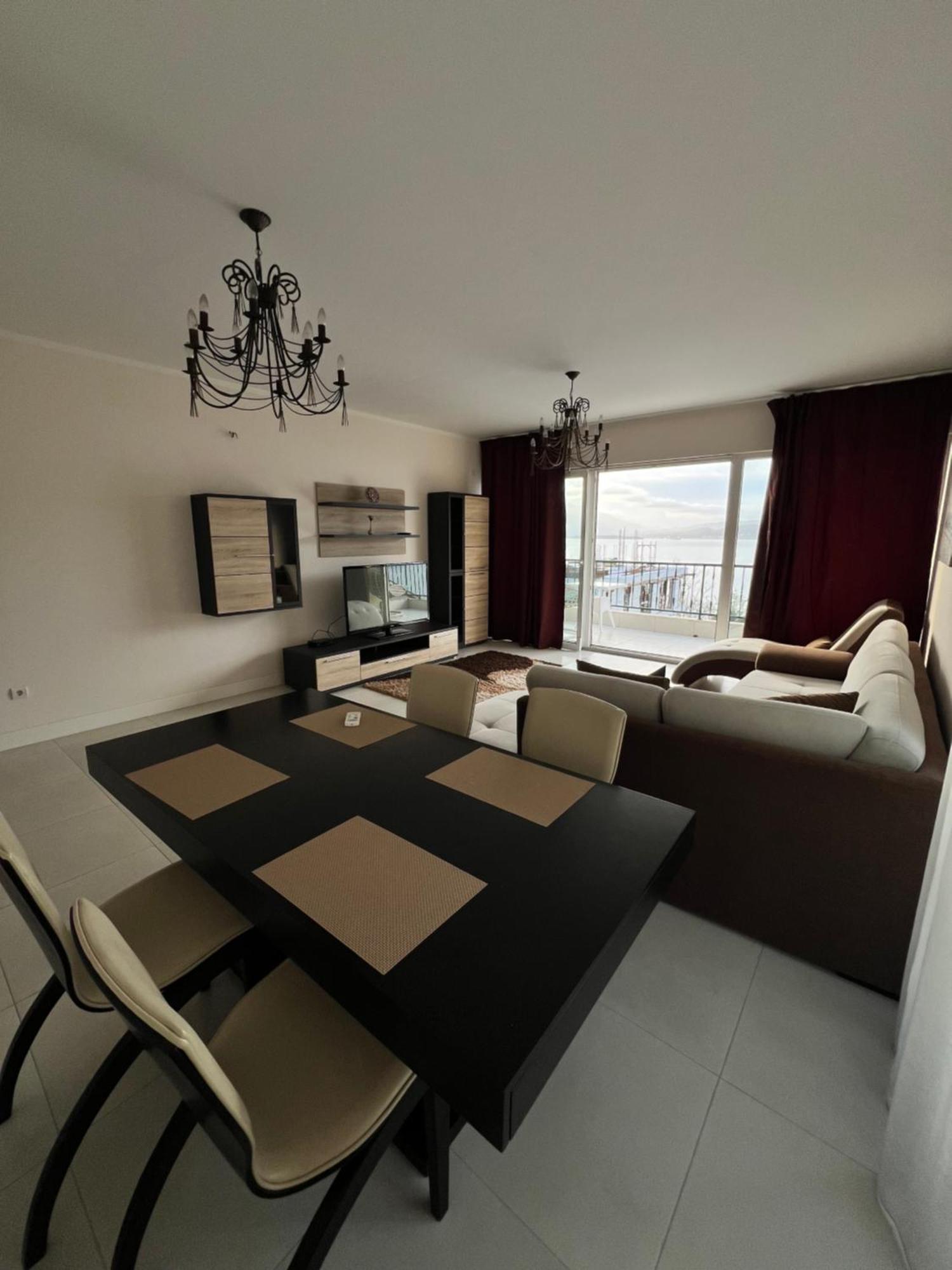 Adriadome Paradise Биела Екстериор снимка